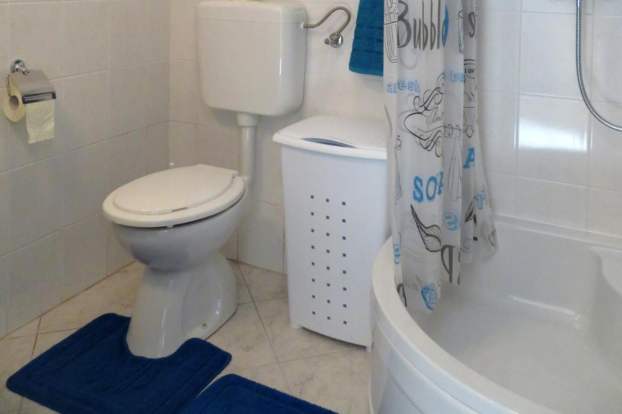 Holiday apartment for families&couples in Pula, Štinjan Exterior foto